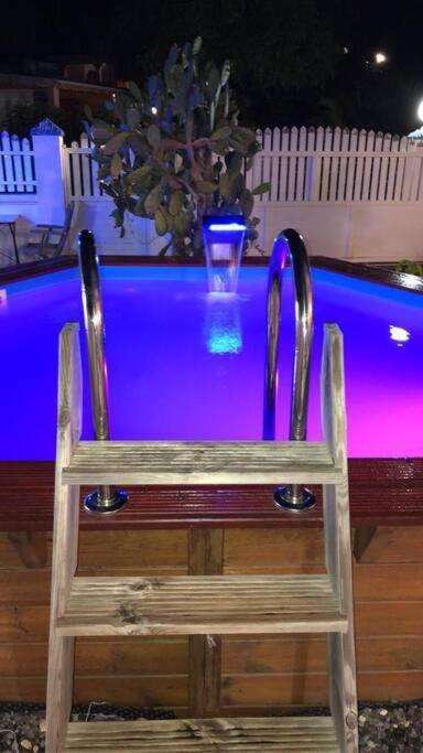Le Sable Bleu - Evasion Tropicale A Sainte-Anne - Plage 5Min - Piscine - Parking - Logement Climatise - Vue Sur Les Palmiers - Parfait Pour Sejours En Famille Ou Entre Amis Экстерьер фото