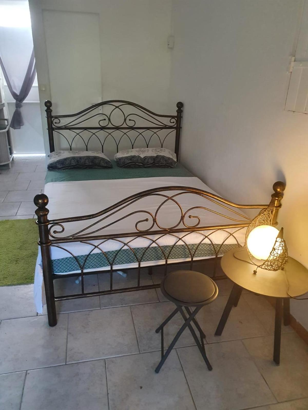 Le Sable Bleu - Evasion Tropicale A Sainte-Anne - Plage 5Min - Piscine - Parking - Logement Climatise - Vue Sur Les Palmiers - Parfait Pour Sejours En Famille Ou Entre Amis Экстерьер фото